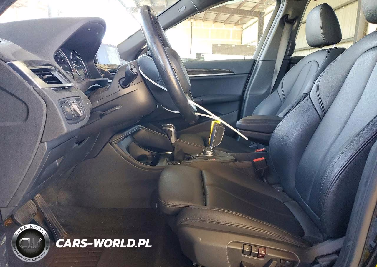 2019 BMW X1 xDrive28I VIN:WBXHT3C56K3H34121 - 7