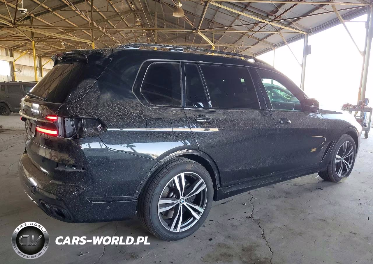 2023 BMW X7 M60I VIN:5UX33EM00P9N44403 - 3