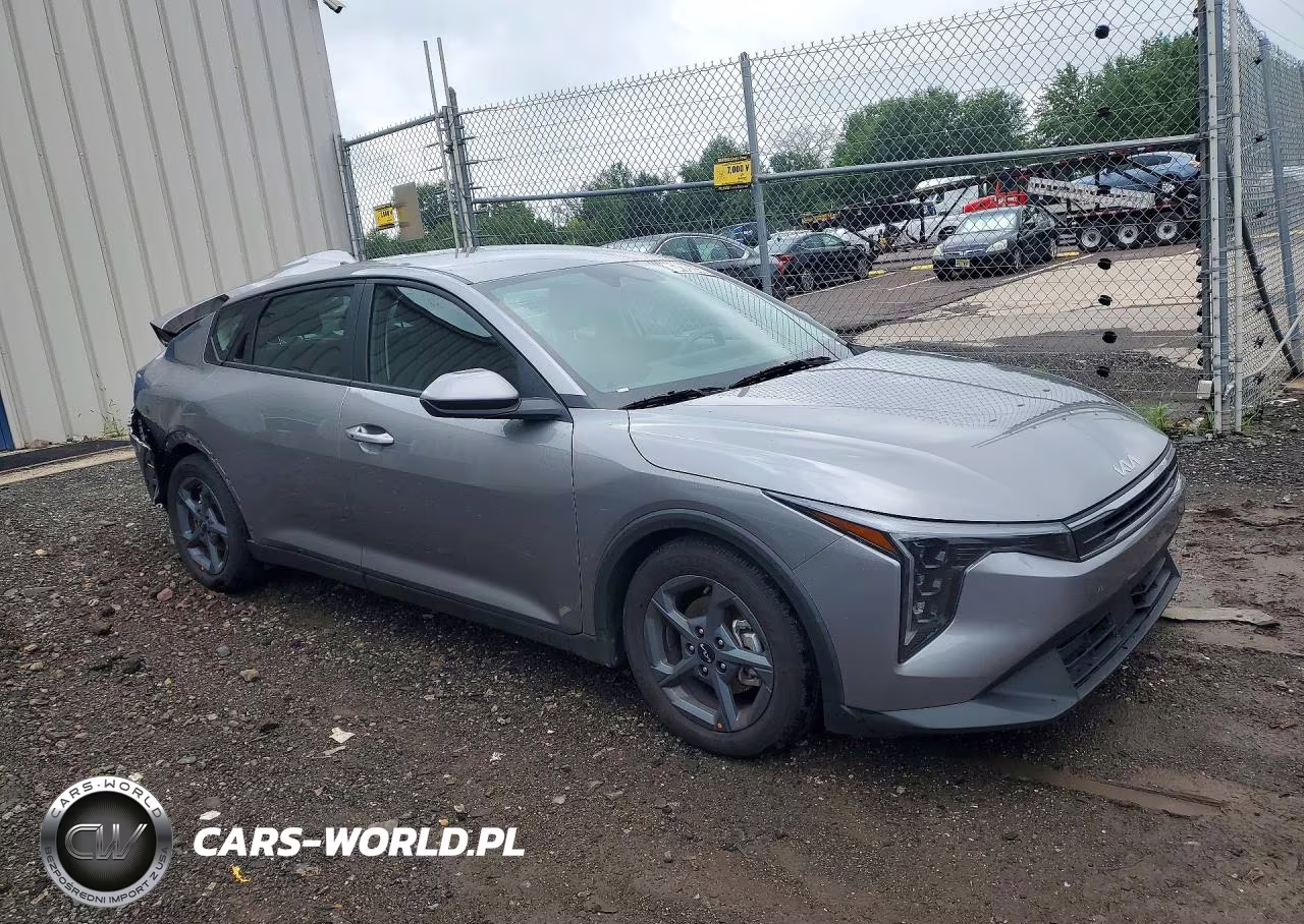 2026 Kia K4 Lxs VIN:3KPFT4DEXTE310828 - 4