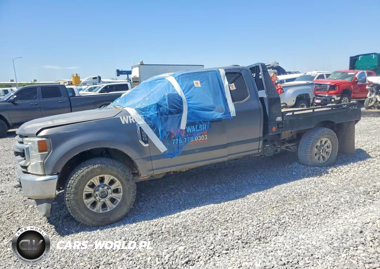 2021 Ford F250 Super Duty Flatbed Truck