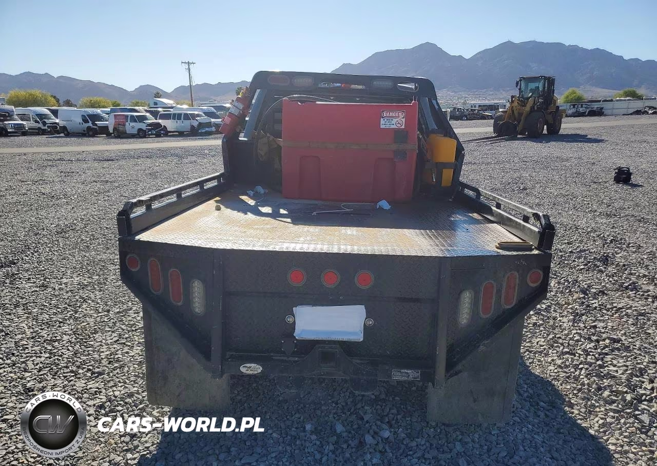 2021 Ford F250 Super Duty Flatbed Truck VIN:1FT7X2B66MEC61407 - 6