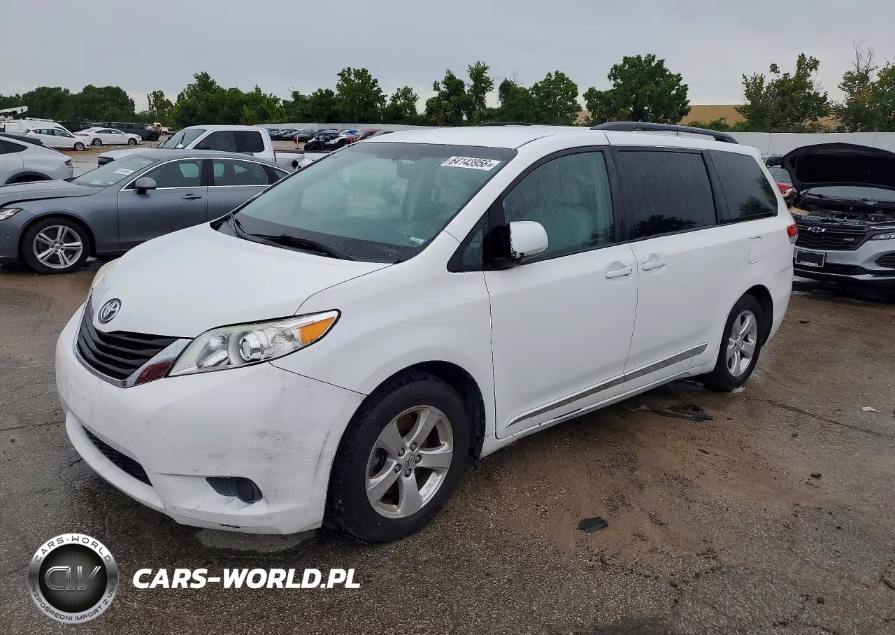 2013 Toyota Sienna Le