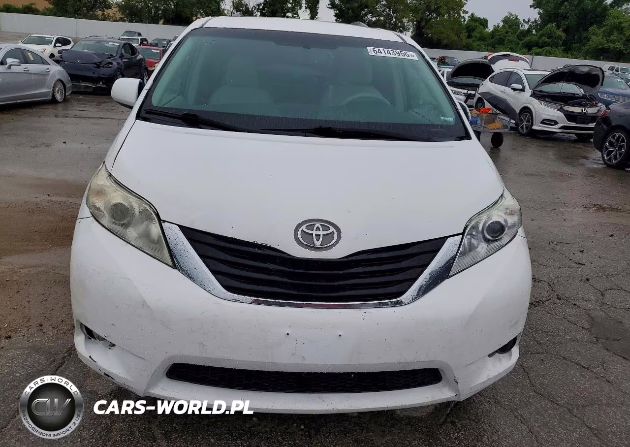 2013 Toyota Sienna Le VIN:5TDKK3DC7DS283296 - 5