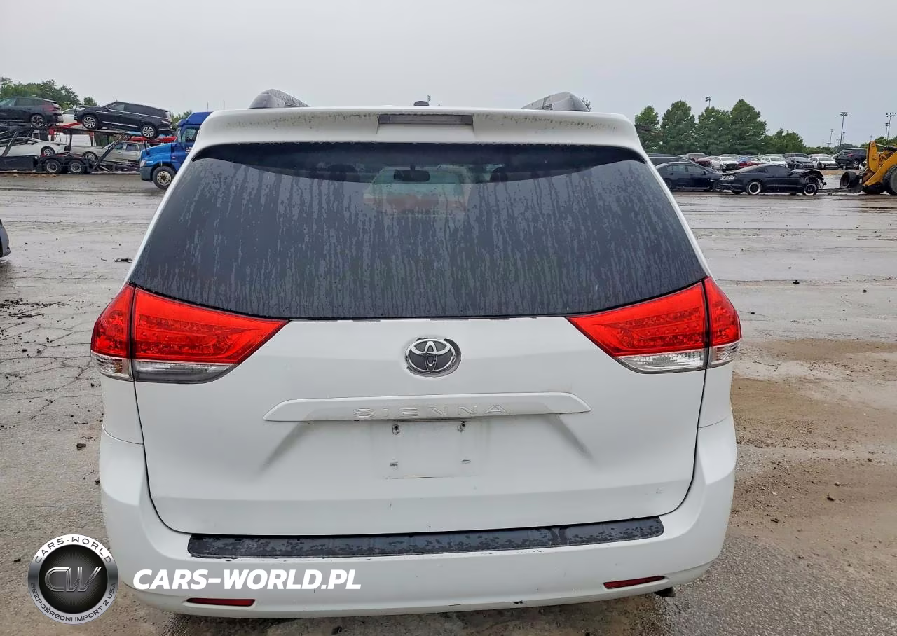 2013 Toyota Sienna Le VIN:5TDKK3DC7DS283296 - 6