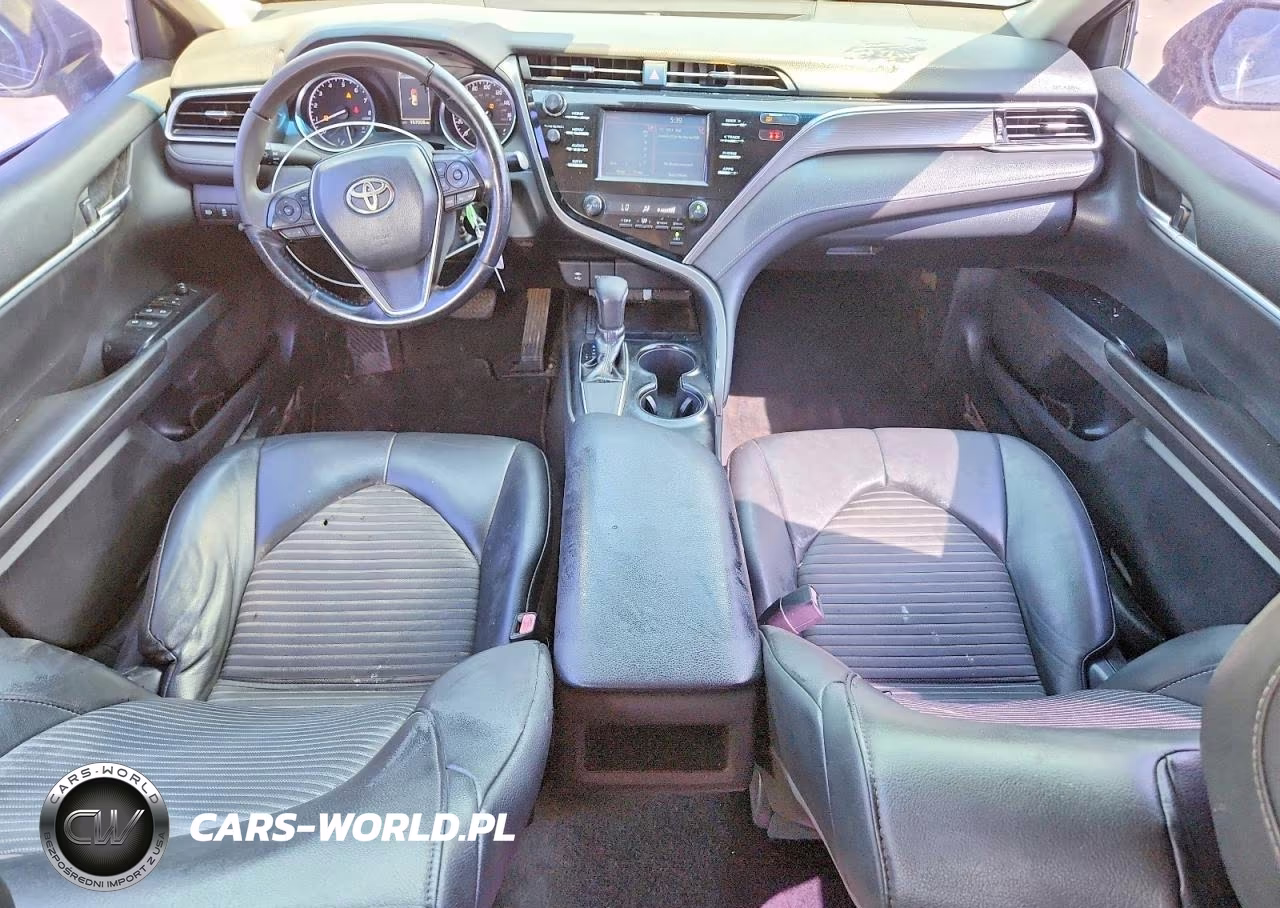 2018 Toyota Camry Se VIN:4T1B11HK4JU590484 - 8