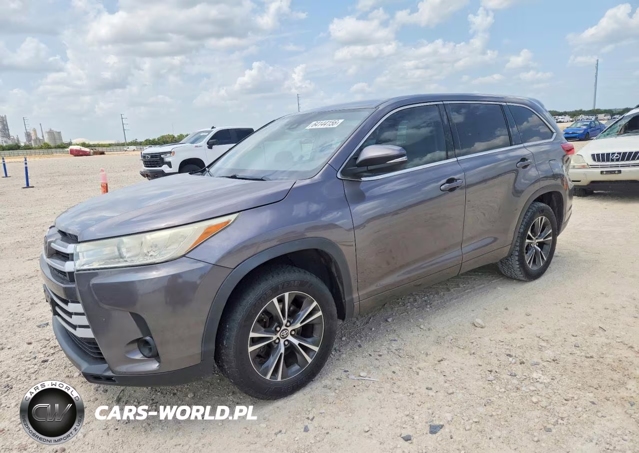 2018 Toyota Highlander Le