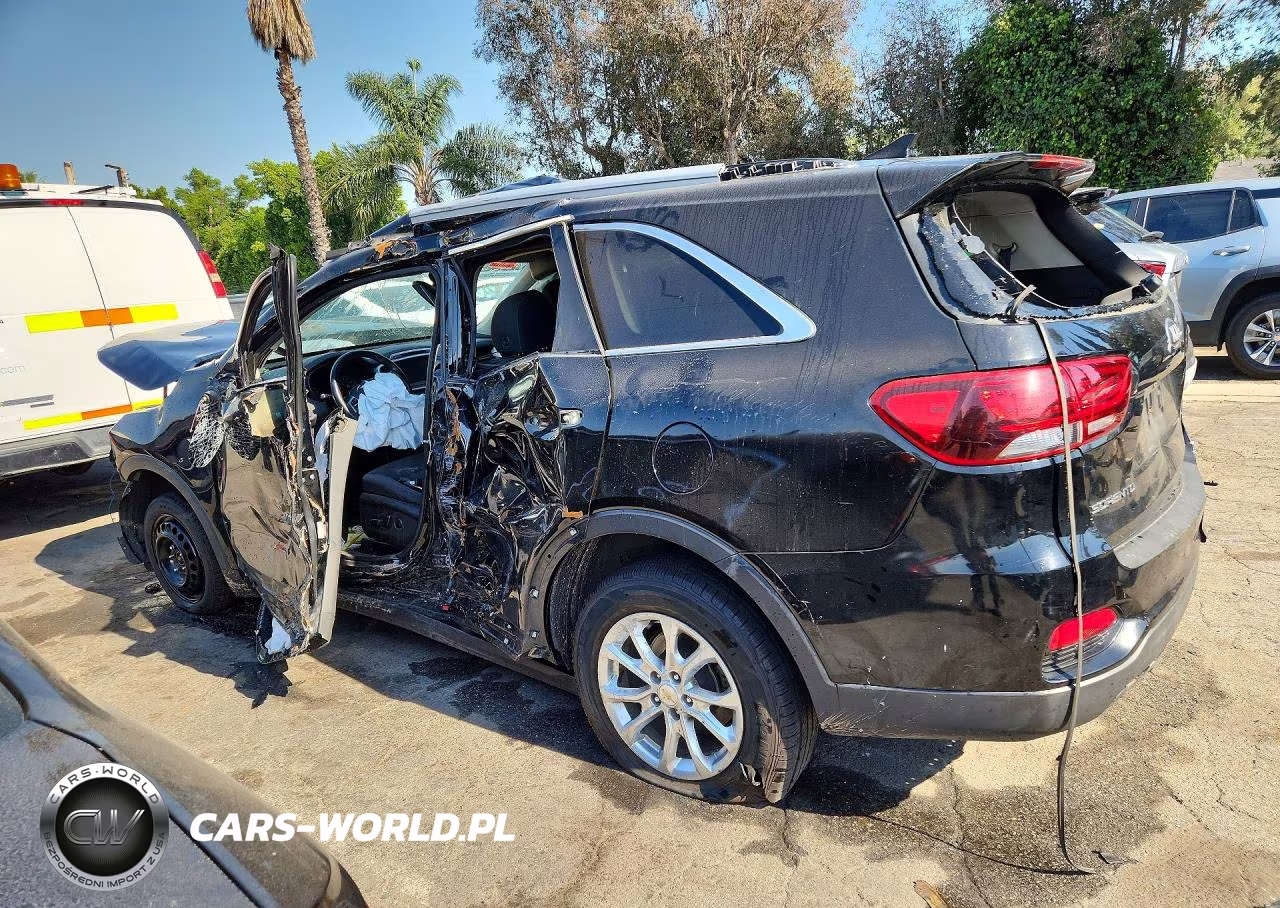 2019 Kia Sorento Lx VIN:5XYPG4A31KG451963 - 2