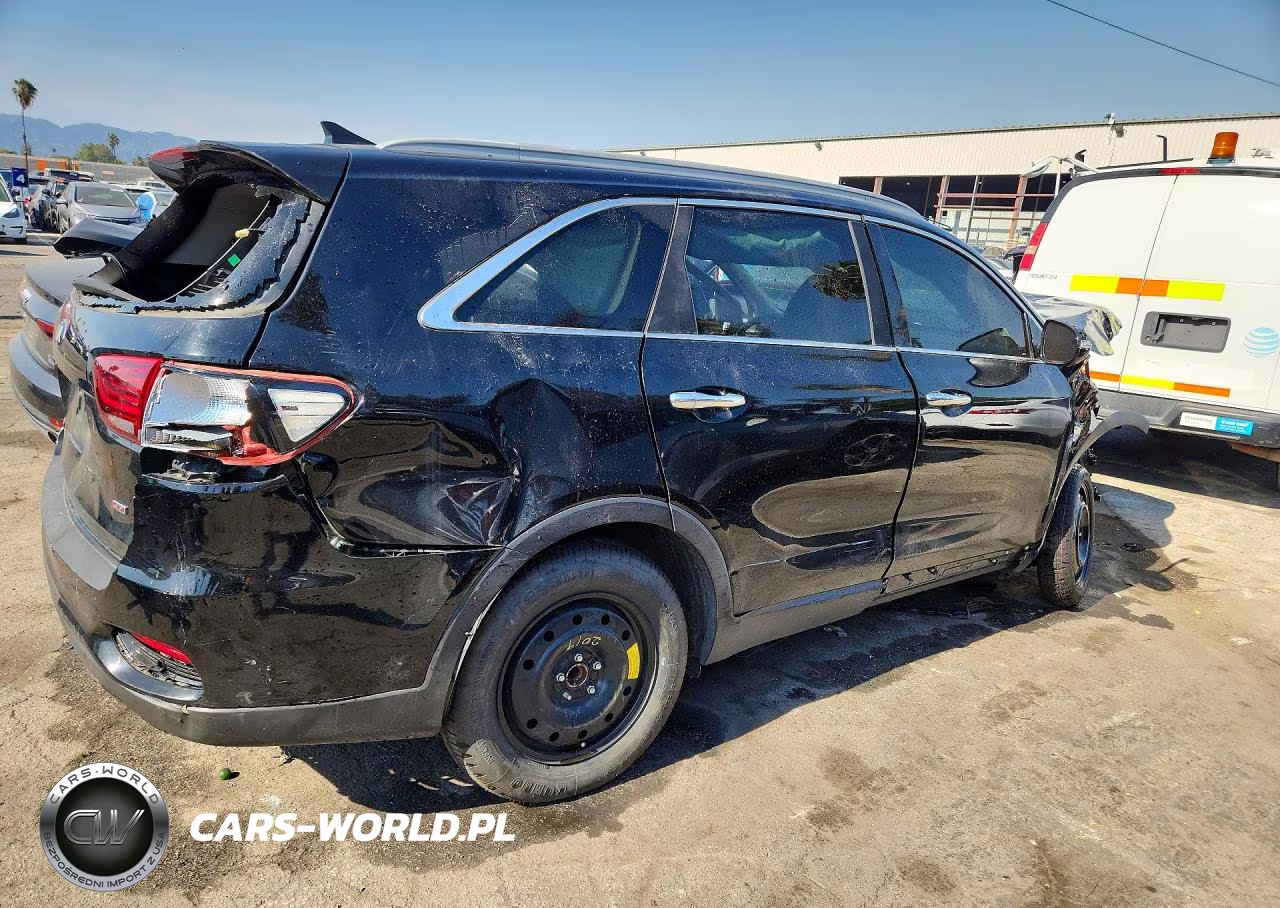 2019 Kia Sorento Lx VIN:5XYPG4A31KG451963 - 3