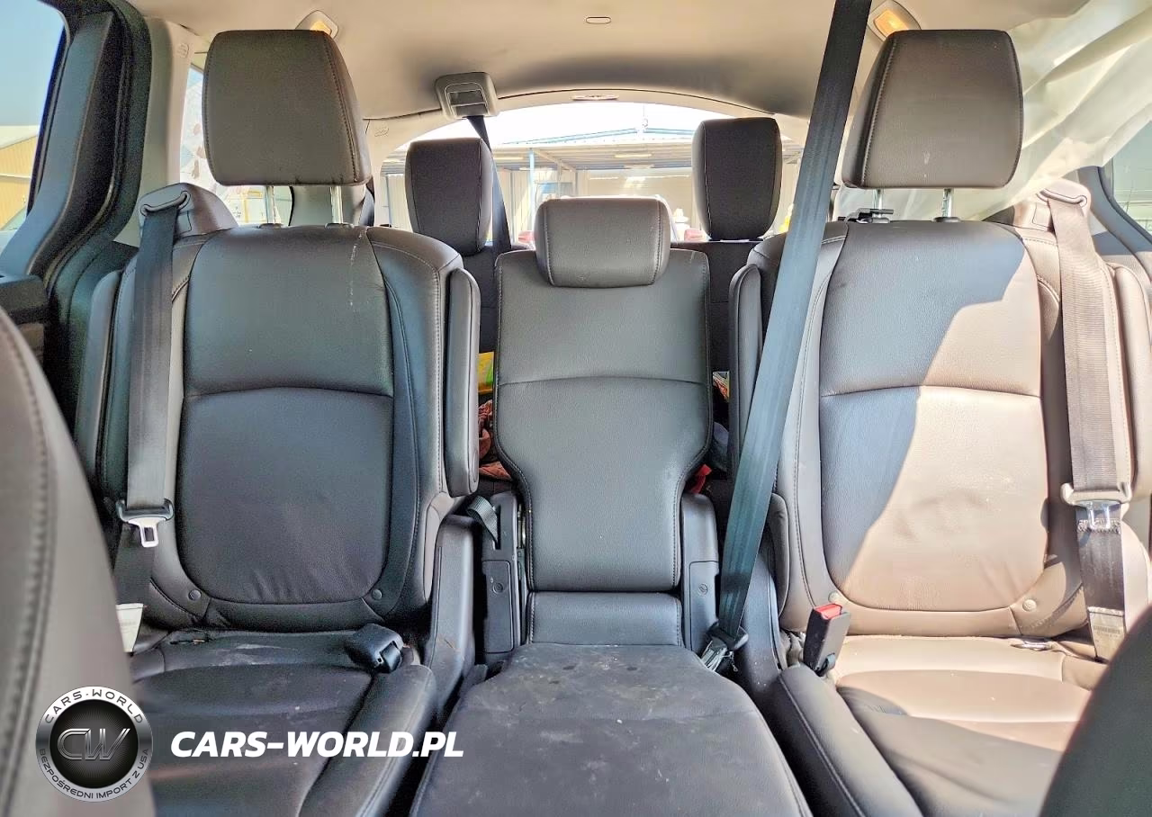 2020 Honda Odyssey Touring VIN:5FNRL6H88LB012351 - 10