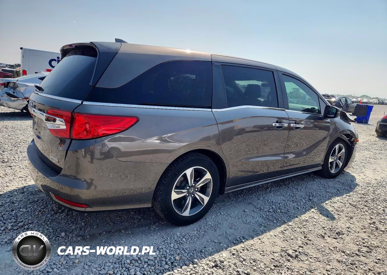 2020 Honda Odyssey Touring VIN:5FNRL6H88LB012351 - 3
