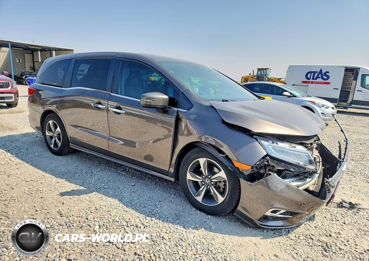 2020 Honda Odyssey Touring VIN:5FNRL6H88LB012351 - 4