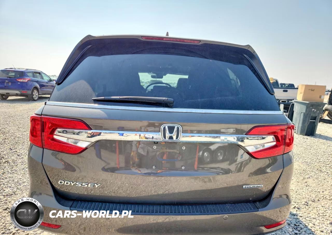 2020 Honda Odyssey Touring VIN:5FNRL6H88LB012351 - 6