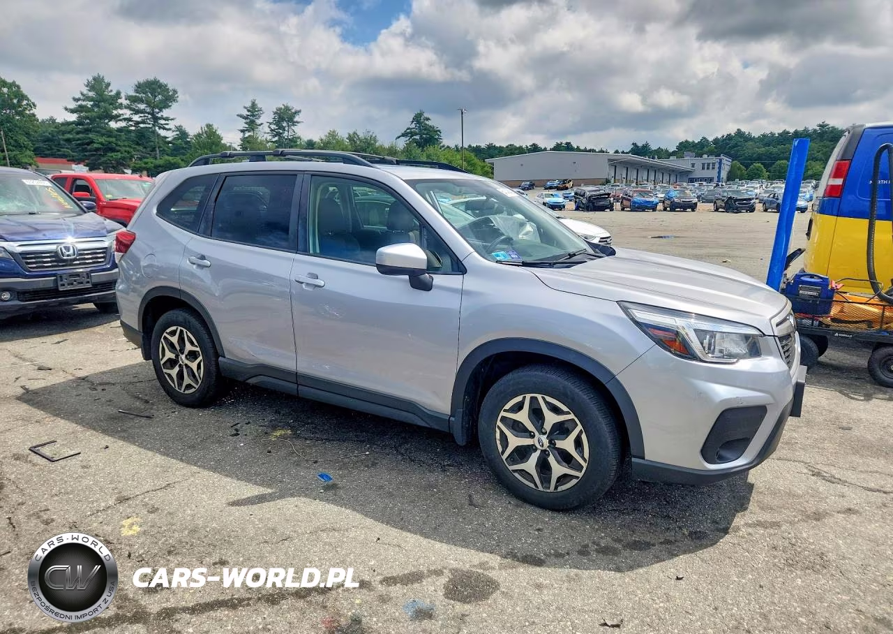 2020 Subaru Forester Premium VIN:JF2SKAGC9LH473556 - 4