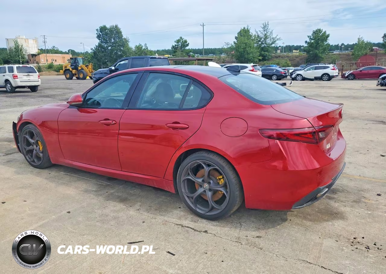2017 Alfa Romeo Giulia Ti VIN:ZARFAECN1H7561781 - 2
