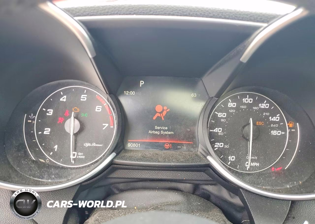 2017 Alfa Romeo Giulia Ti VIN:ZARFAECN1H7561781 - 9