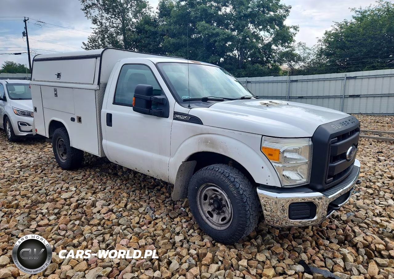 2015 Ford F250 Super Duty VIN:1FTBF2A66FEA80082 - 4