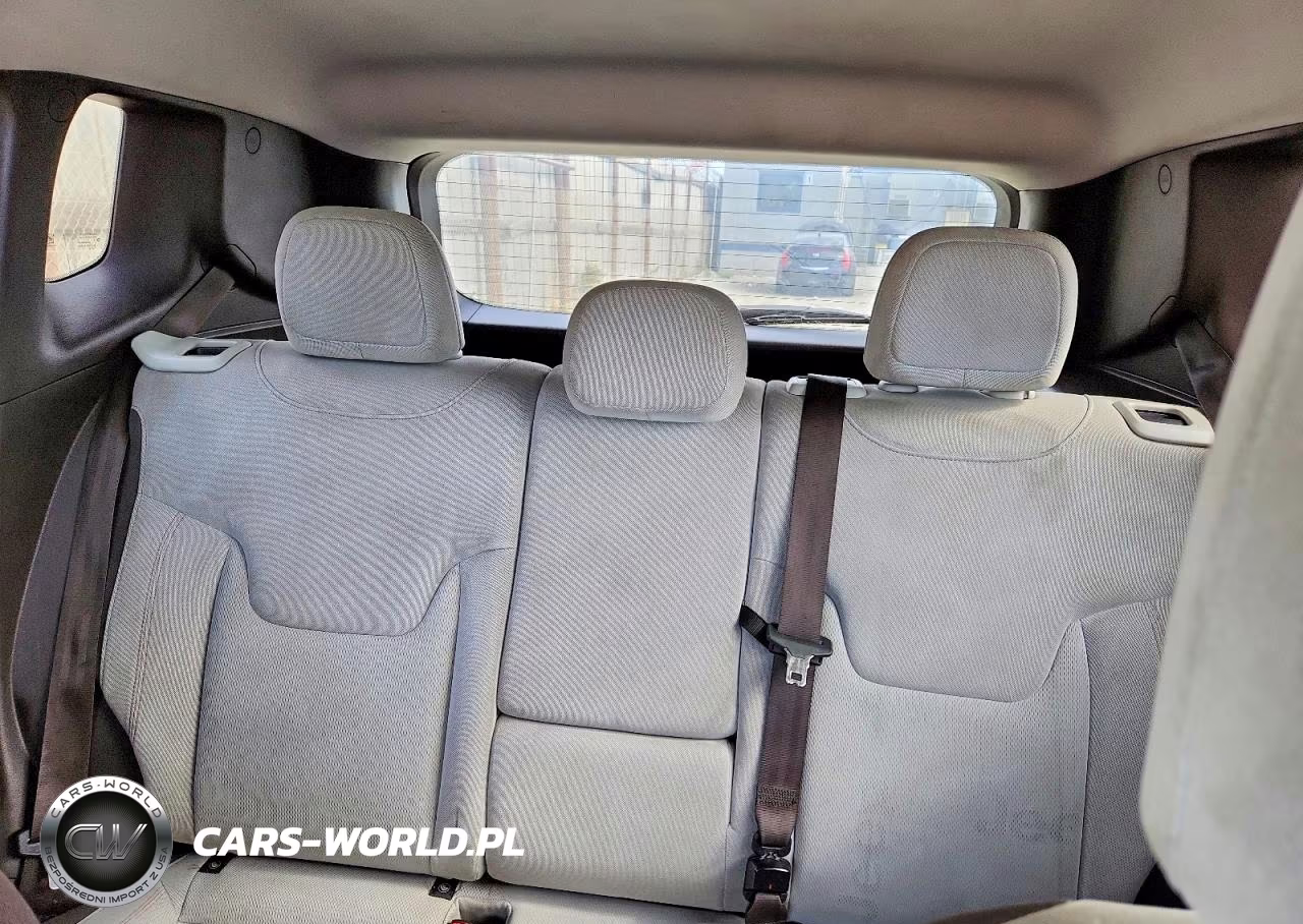 2015 Jeep Renegade Latitude VIN:ZACCJABT0FPB76022 - 11