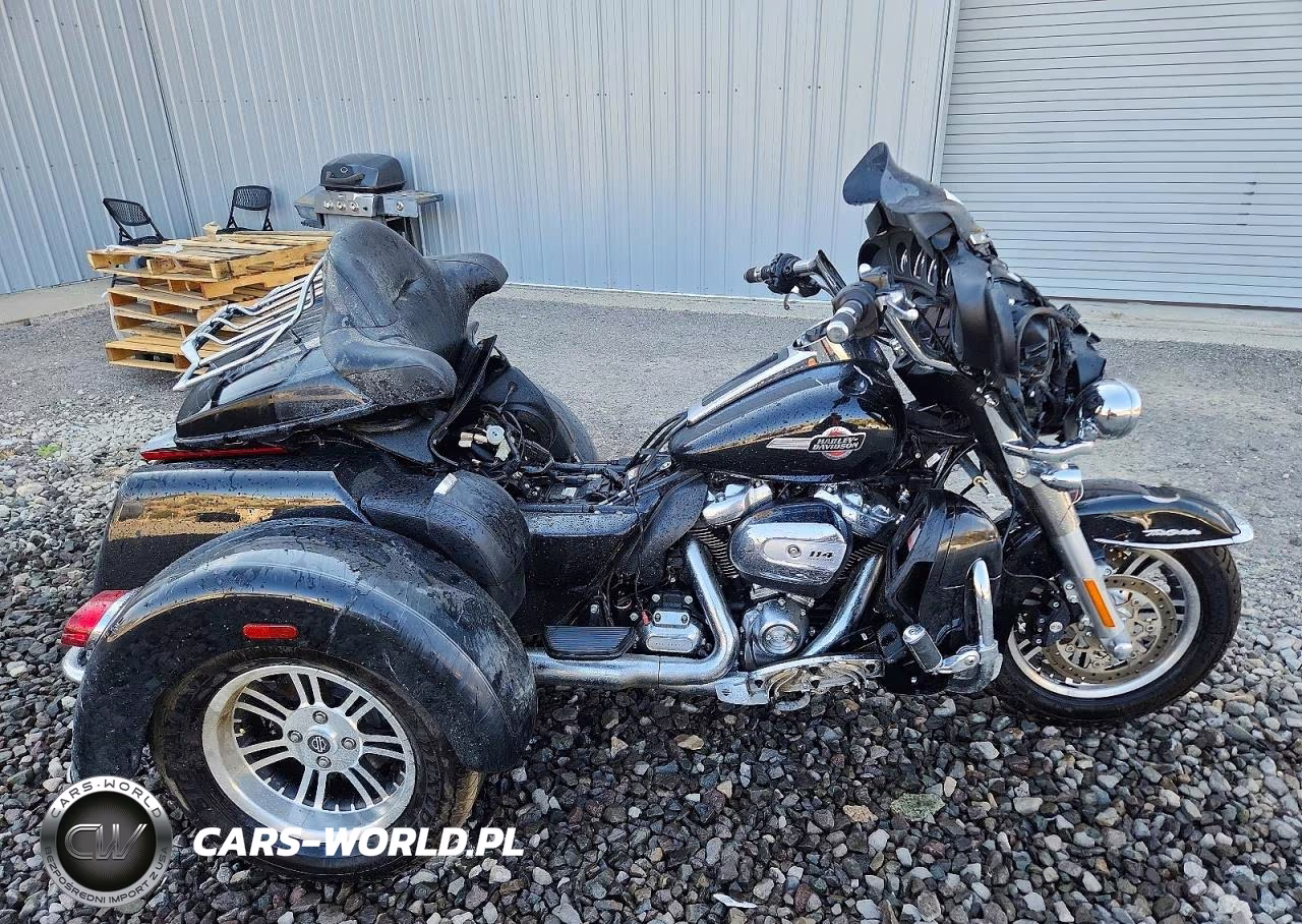 2024 Harley-Davidson Flhtcutg – zdjęcie 1 z 8