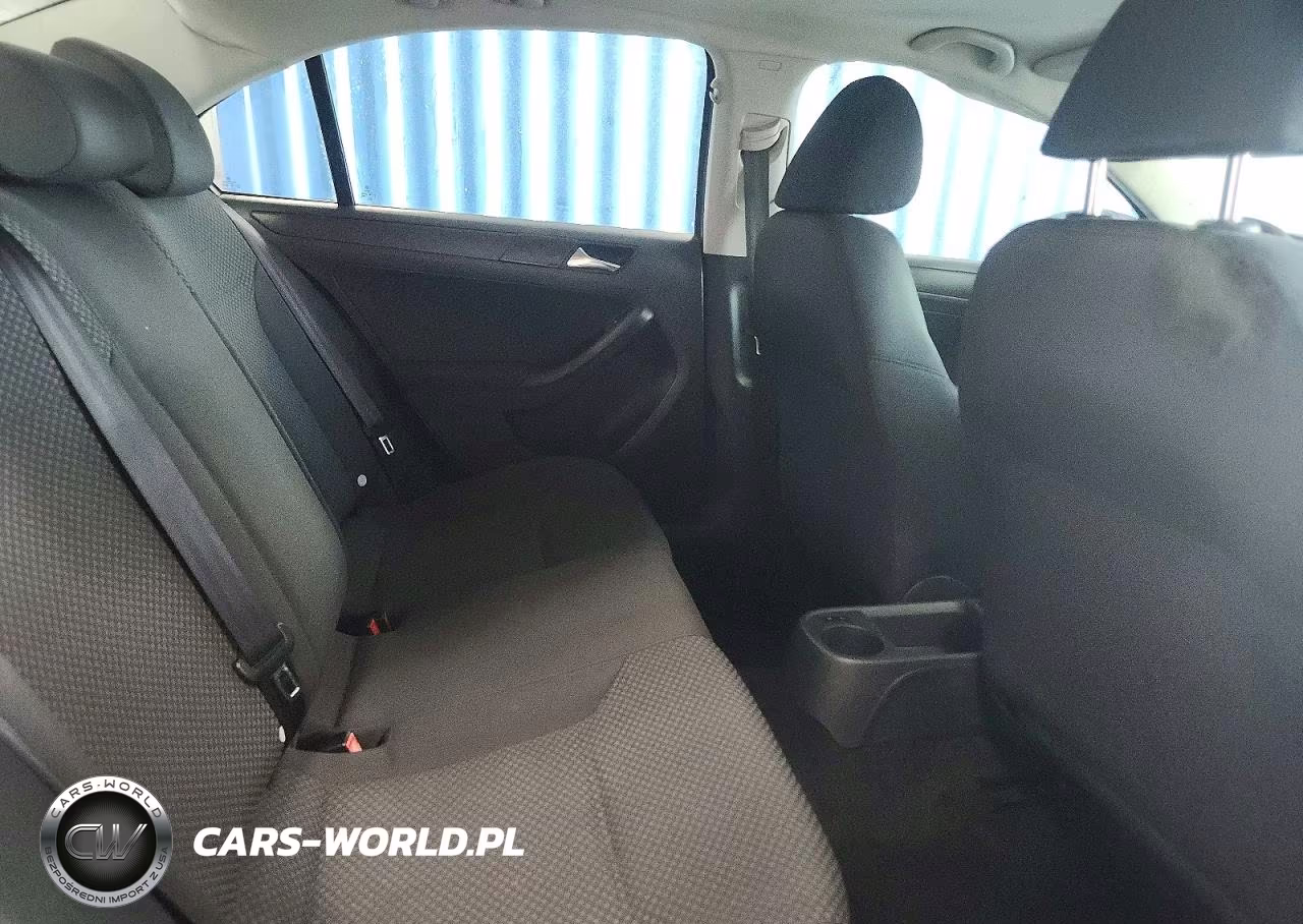 2011 Volkswagen Jetta Base VIN:3VW1K7AJ6BM392350 - 10
