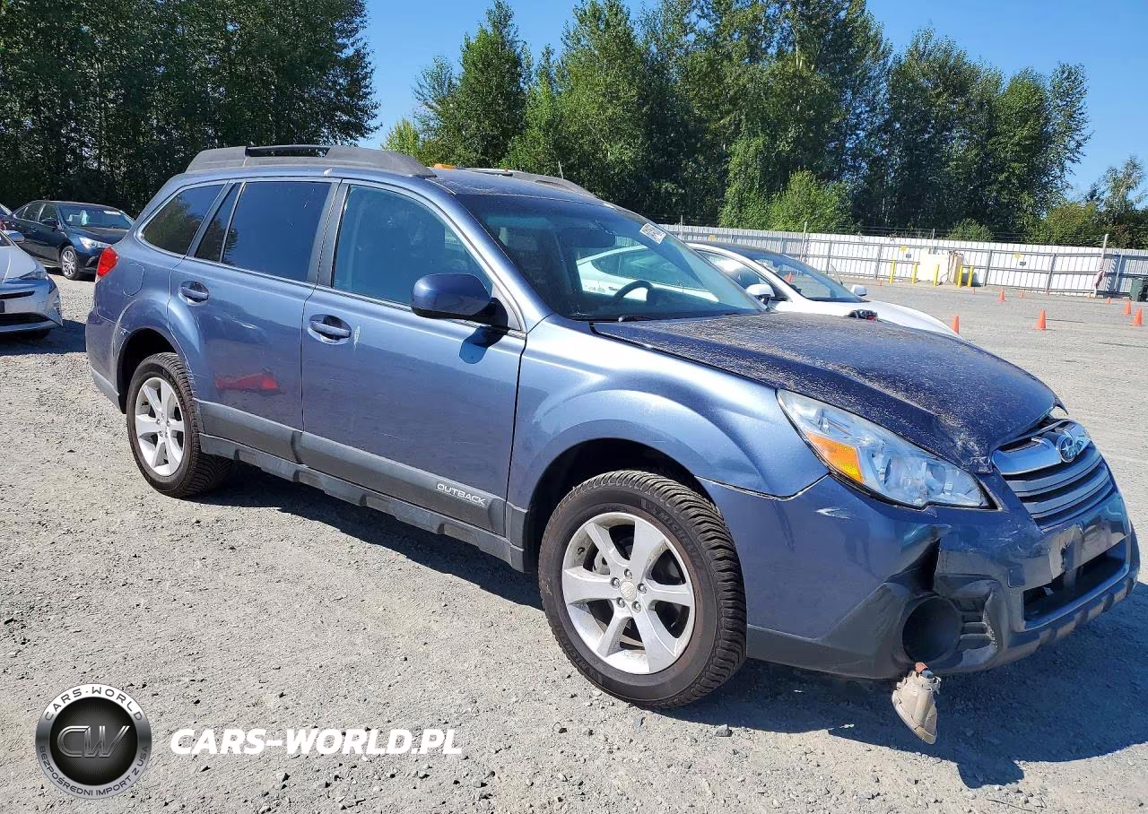 2014 Subaru Outback 2.5I Premium VIN:4S4BRBCC1E3207949 - 4