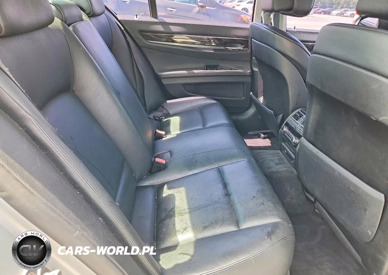 2012 BMW 740 I VIN:WBAKA4C58CDS99428 - 10