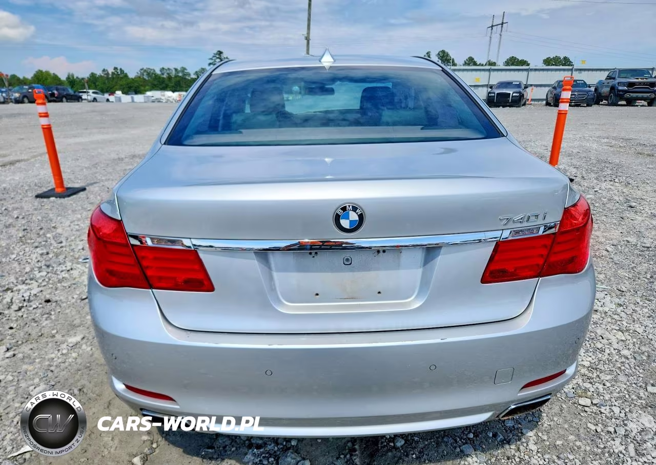 2012 BMW 740 I VIN:WBAKA4C58CDS99428 - 6
