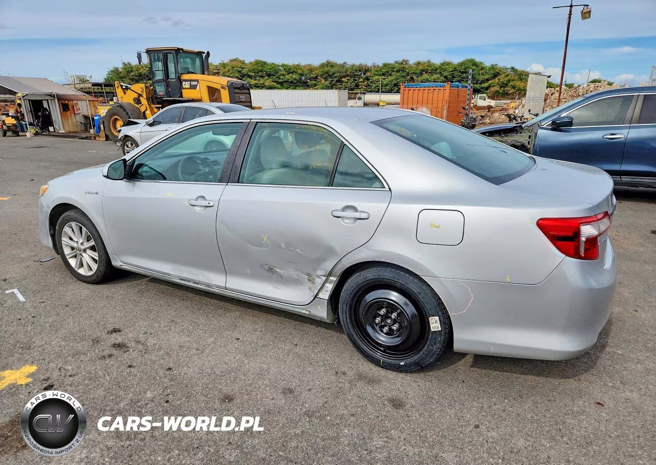 2012 Toyota Camry Hybrid Le VIN:4T1BD1FK9CU047824 - 2