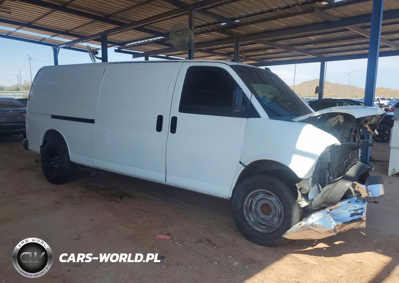 2017 Chevrolet Express 2500 Delivery Van VIN:1GCWGBFF2H1101155 - 4