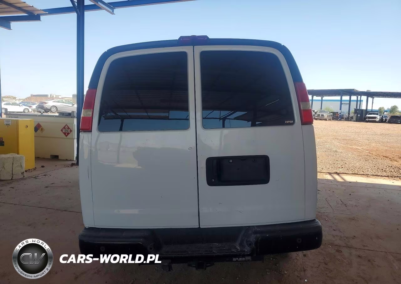 2017 Chevrolet Express 2500 Delivery Van VIN:1GCWGBFF2H1101155 - 6