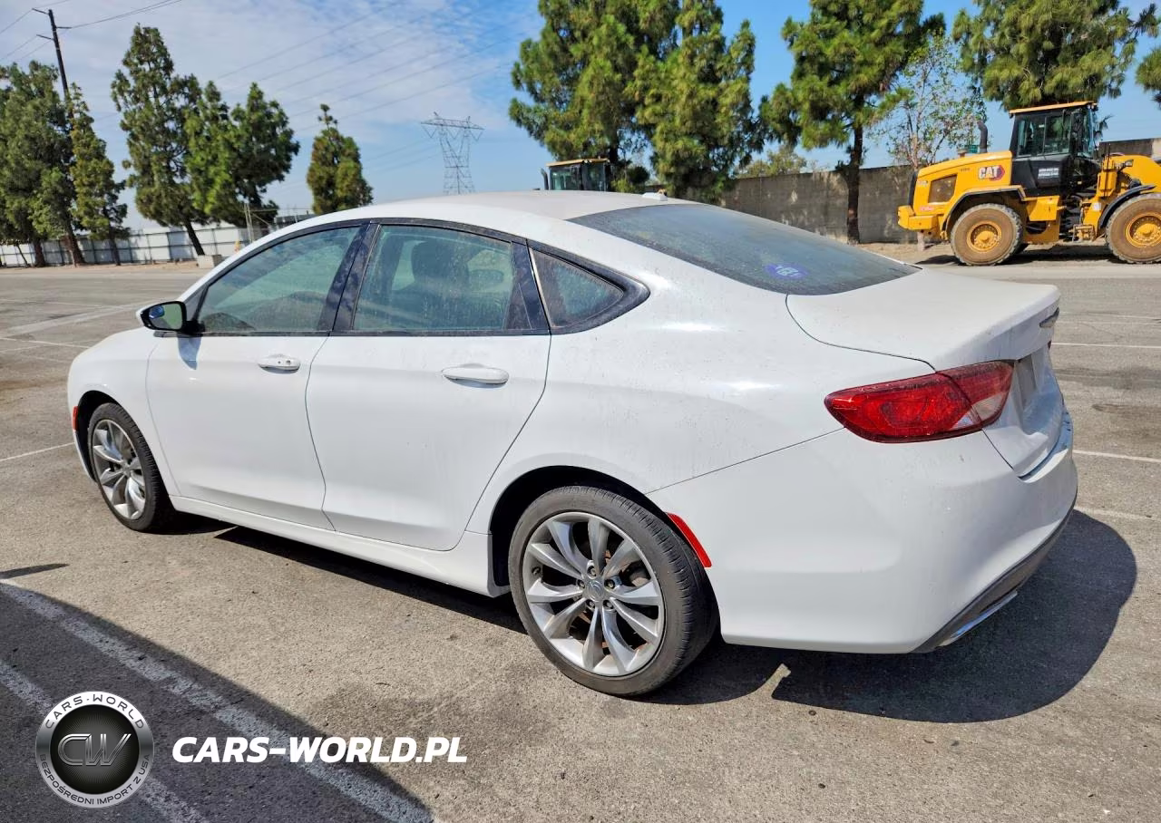 2016 Chrysler 200 S VIN:1C3CCCBB7FN746921 - 2