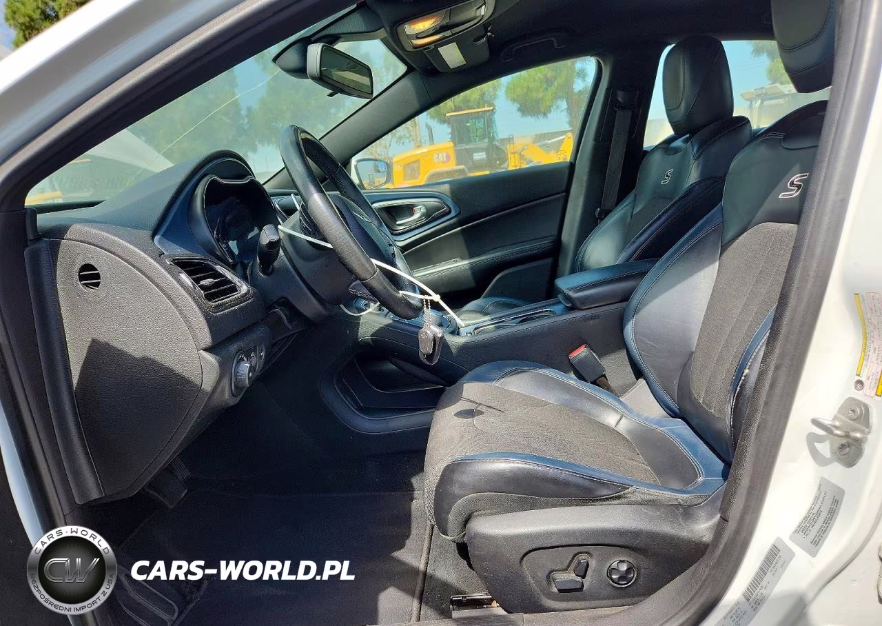 2016 Chrysler 200 S VIN:1C3CCCBB7FN746921 - 7