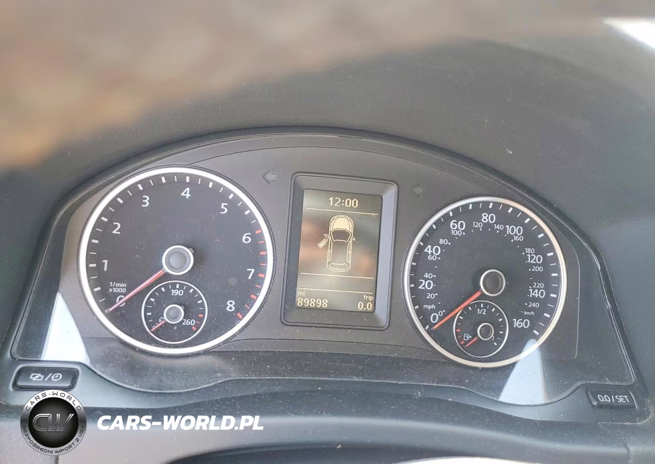 2016 Volkswagen Tiguan S VIN:WVGBV7AX2GW557218 - 9