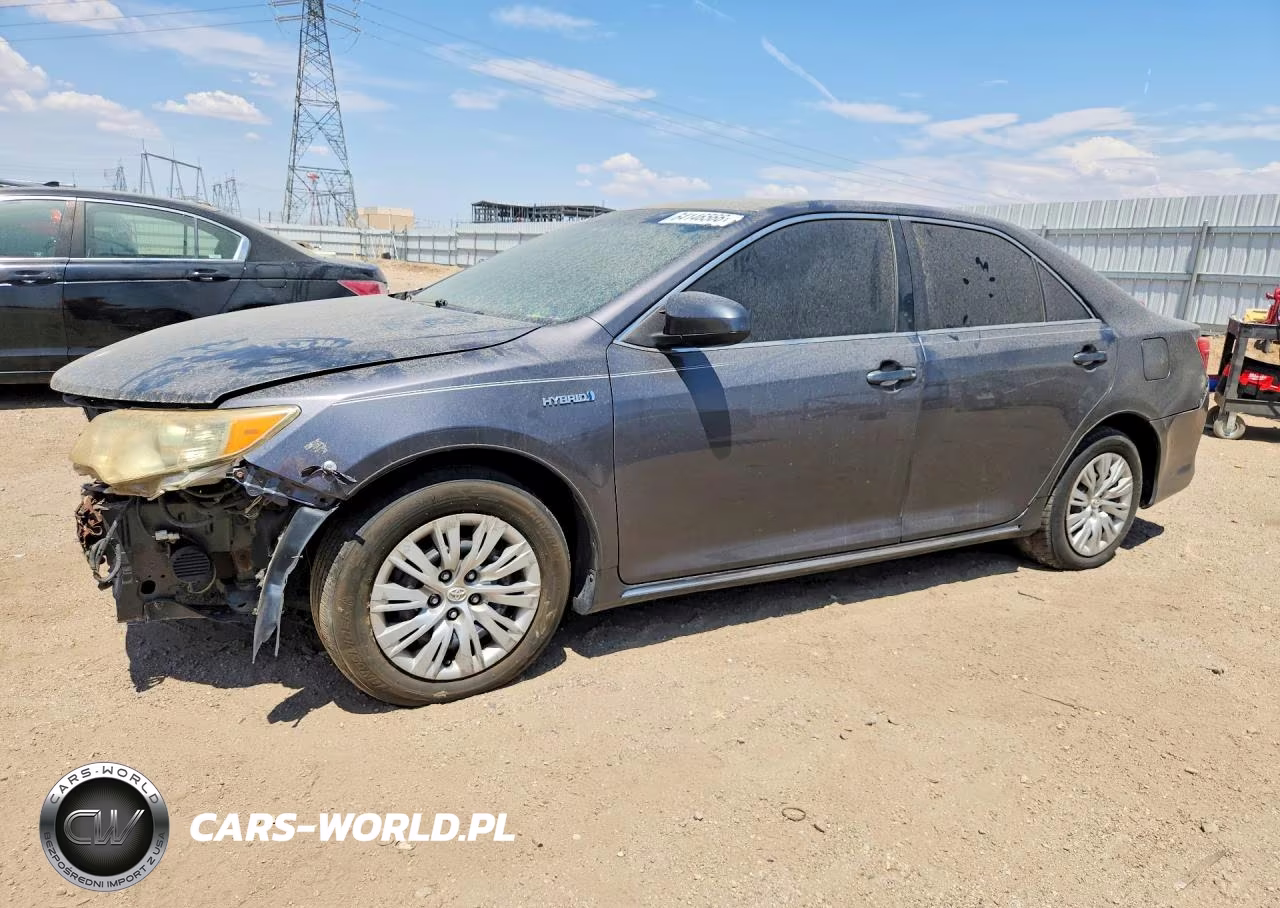 2013 Toyota Camry Hybrid