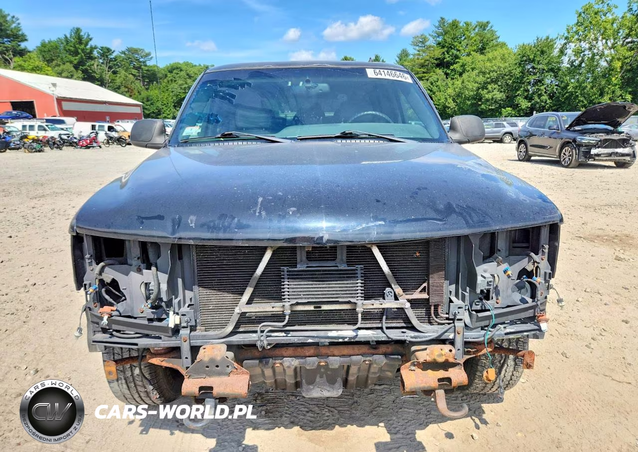 2002 Chevrolet Tahoe K1500 VIN:1GNEK13ZX2J213445 - 5