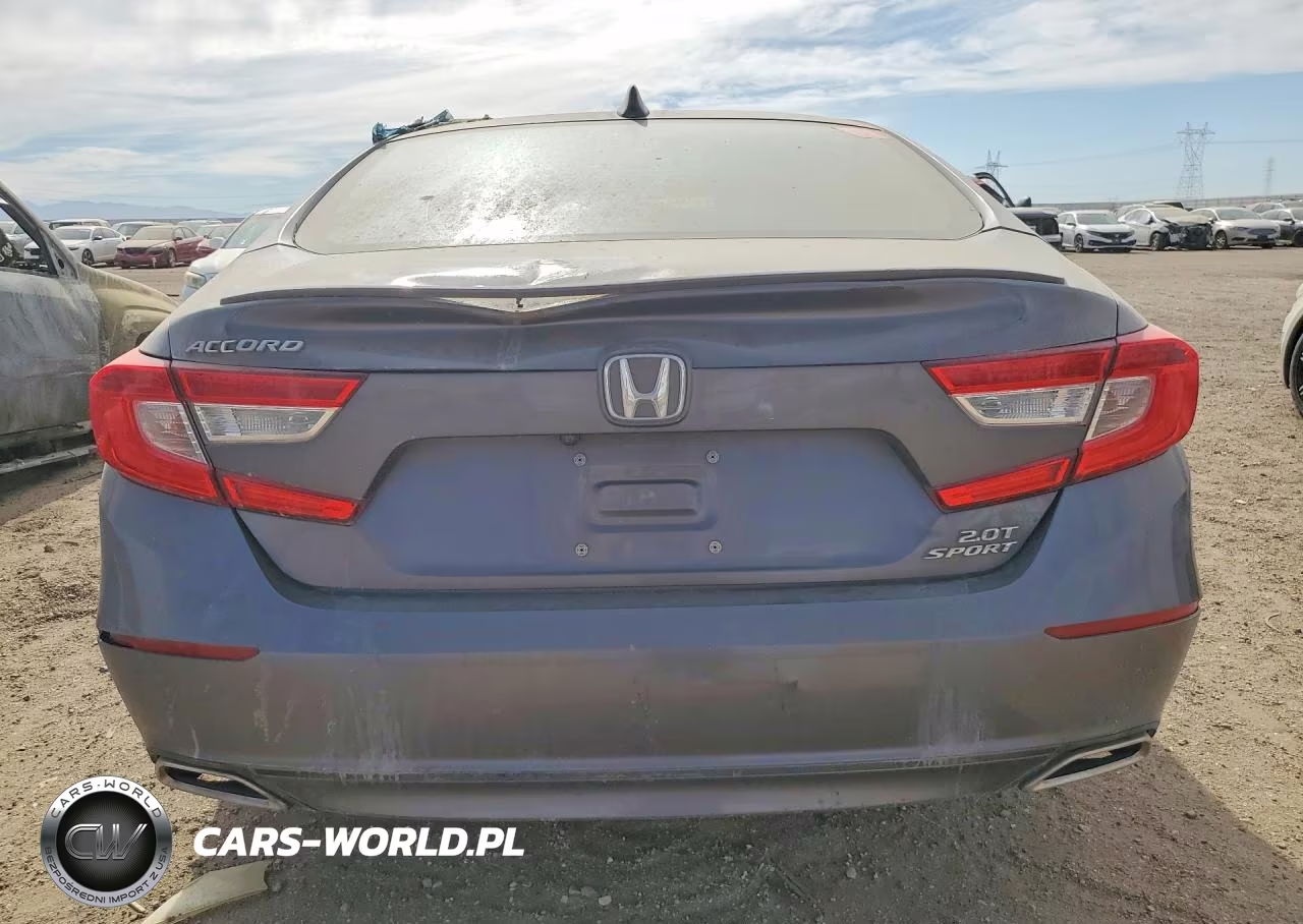 2018 Honda Accord Sport VIN:1HGCV2F3XJA008132 - 6