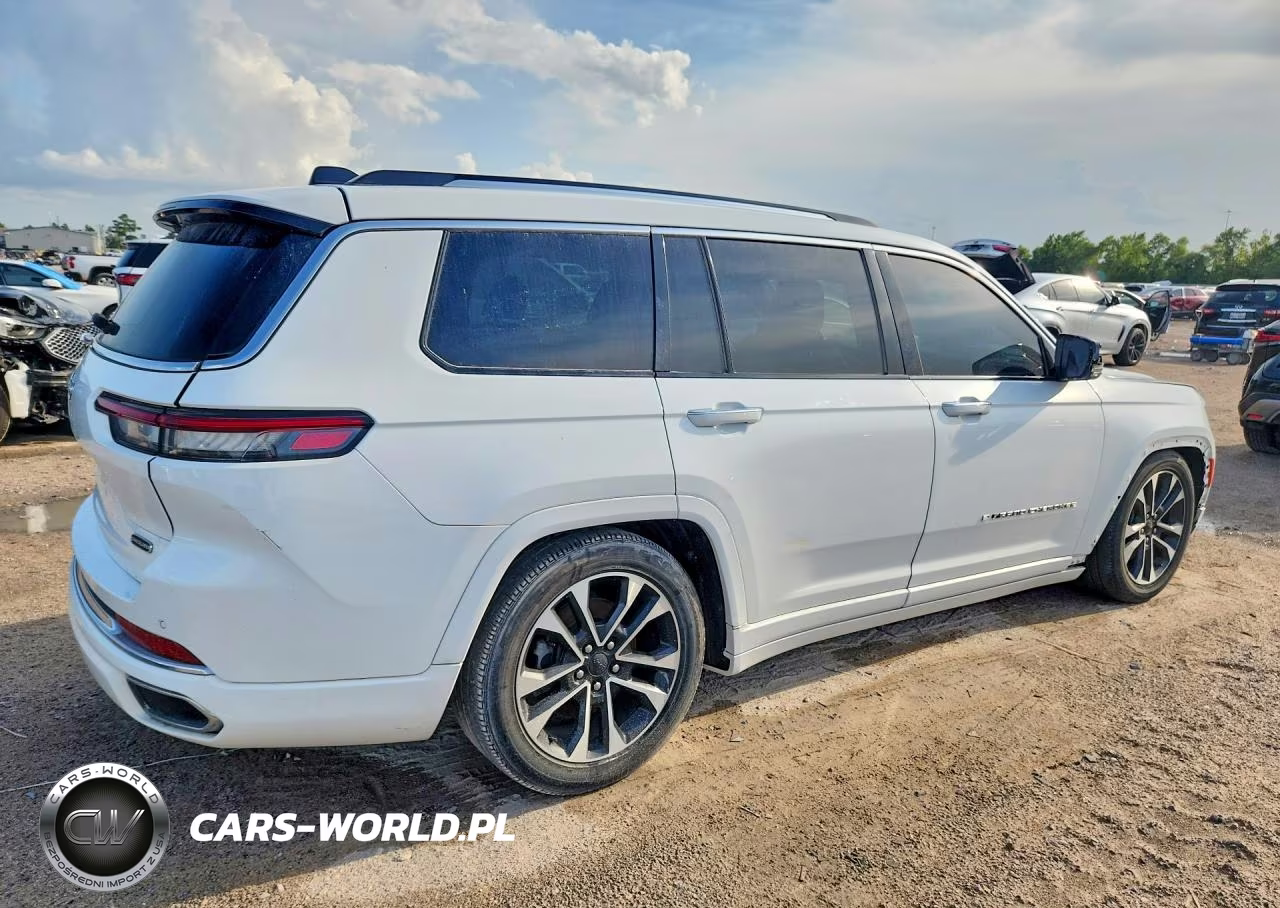2023 Jeep Grand Cherokee L Overland VIN:1C4RJKDG1P8782621 - 3