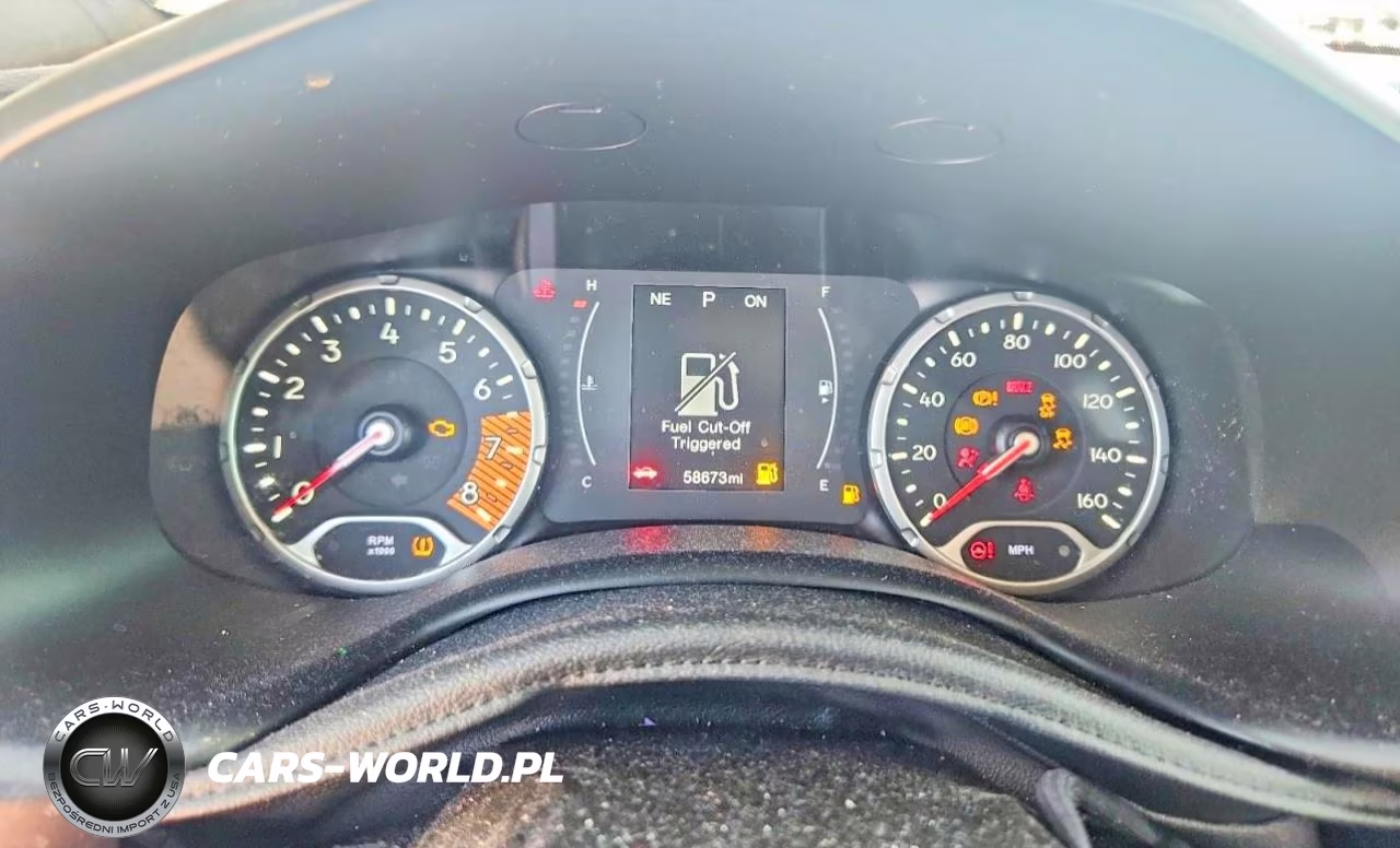 2020 Jeep Renegade Latitude VIN:ZACNJABB9LPL69989 - 9