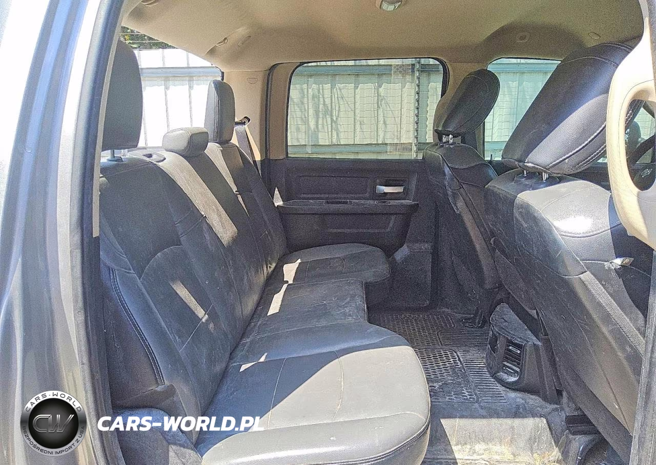 2019 Ram 2500 Tradesman VIN:3C6UR4HL3KG534371 - 10