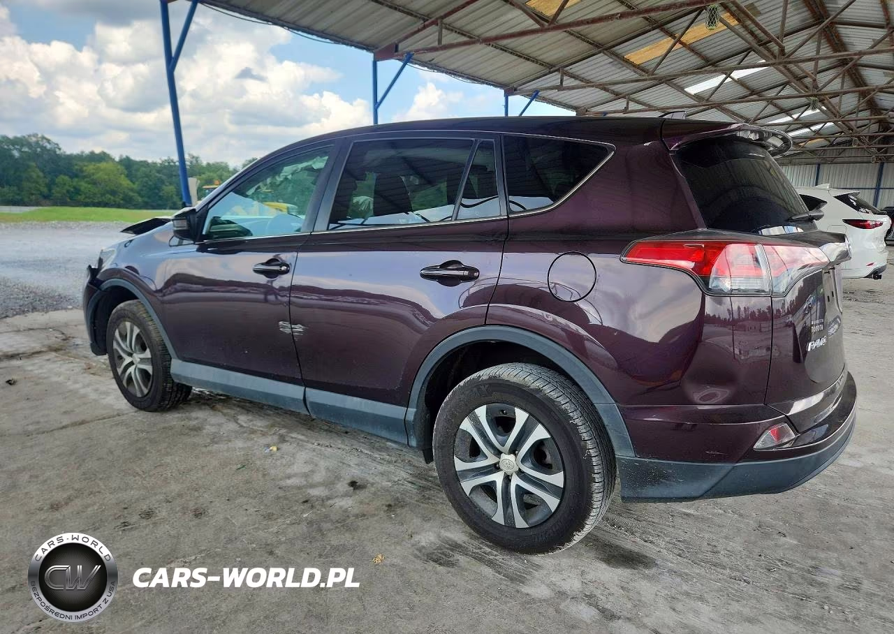 2018 Toyota Rav4 Le VIN:2T3BFREV0JW838607 - 2
