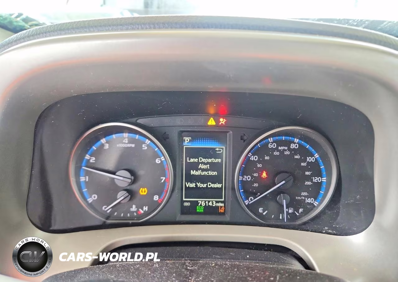 2018 Toyota Rav4 Le VIN:2T3BFREV0JW838607 - 9