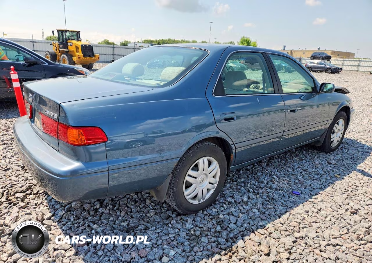 2001 Toyota Camry Ce VIN:4T1BG22K81U792225 - 3