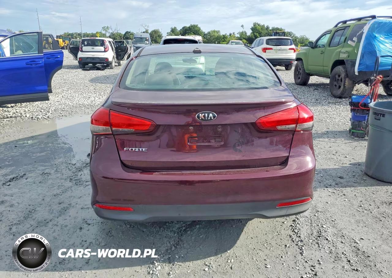 2018 Kia Forte Lx VIN:3KPFK4A75JE199708 - 6
