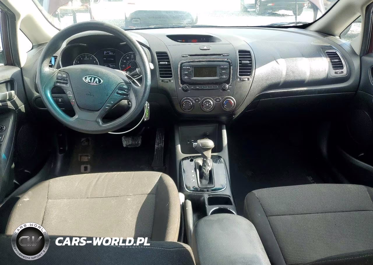 2018 Kia Forte Lx VIN:3KPFK4A75JE199708 - 8