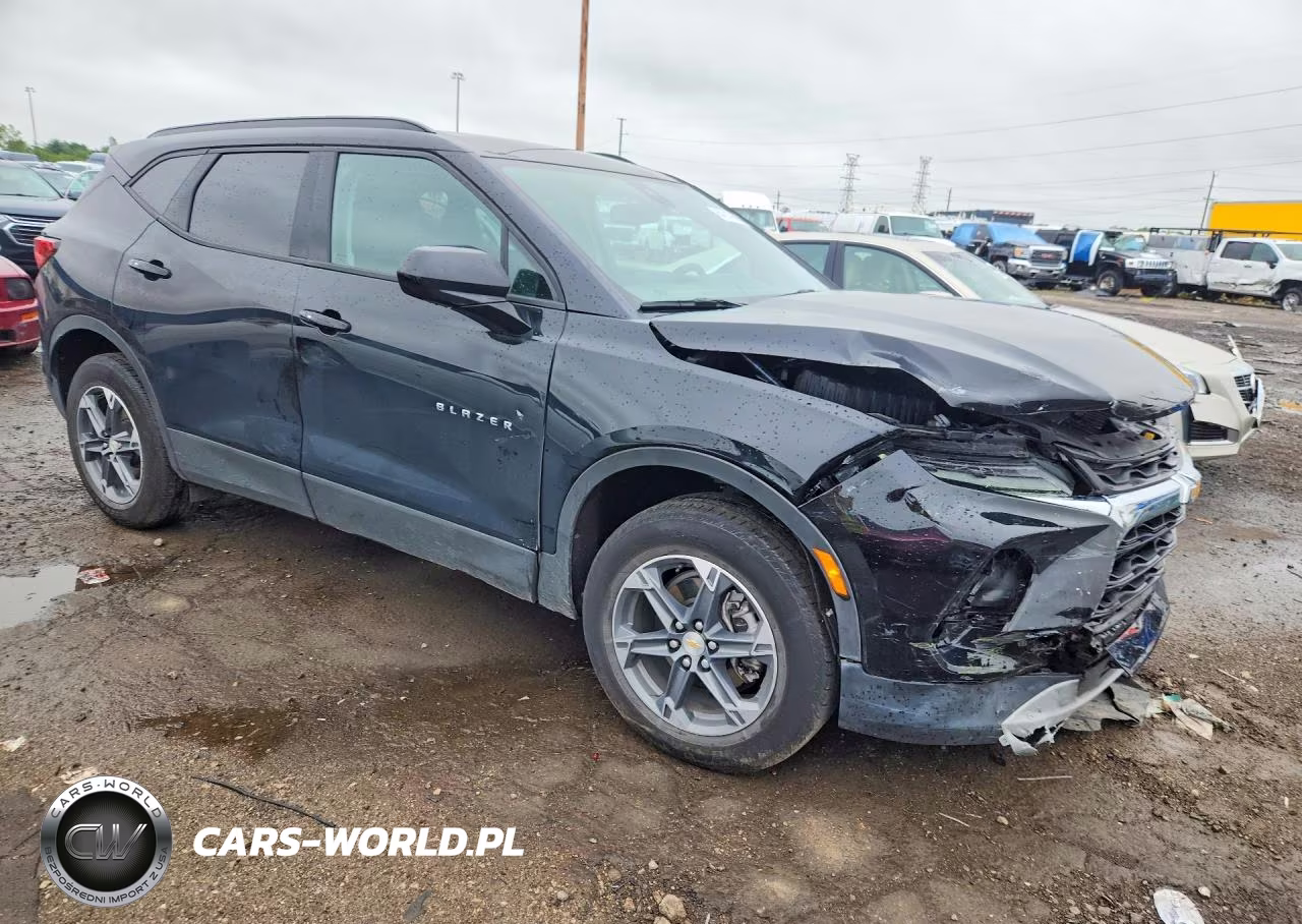 2025 Chevrolet Blazer 2Lt VIN:3GNKBCR4XSS174316 - 4