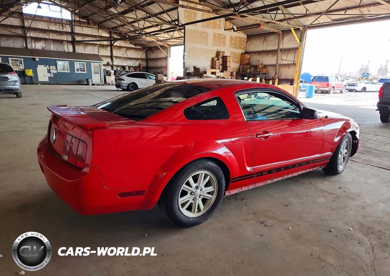 2008 Ford Mustang VIN:1ZVHT80N385187671 - 3