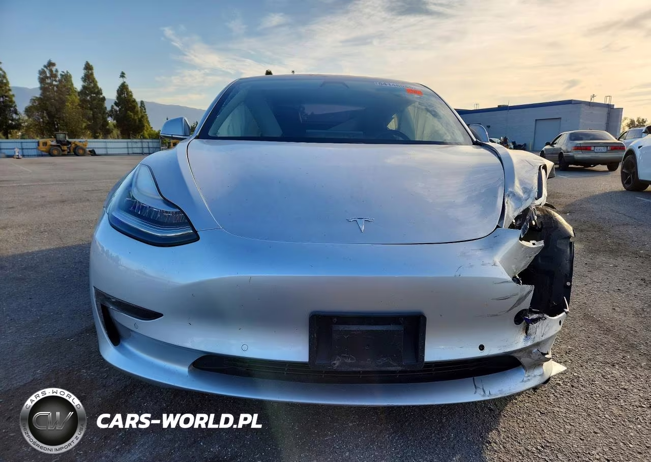 2018 Tesla Model 3 VIN:5YJ3E1EA9JF053451 - 5
