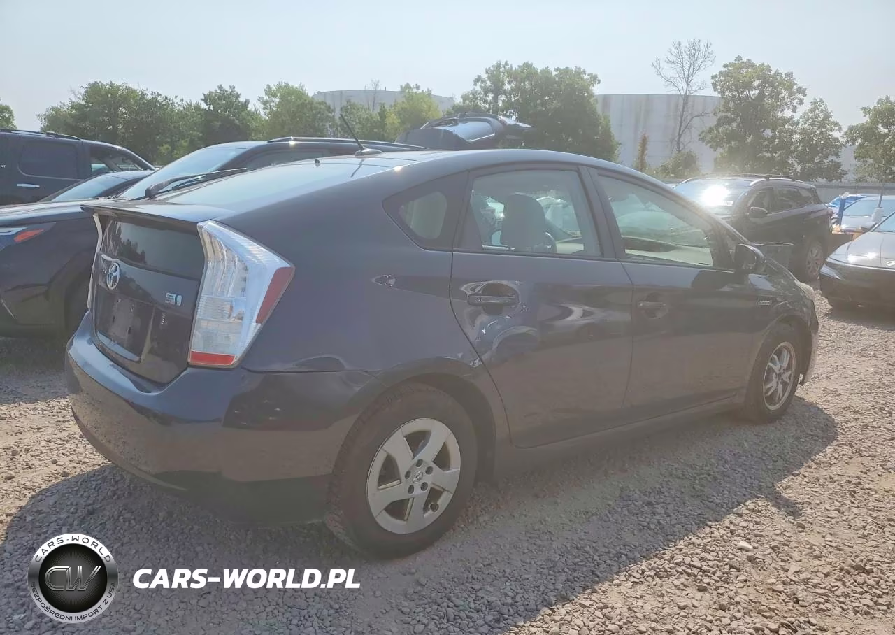 2011 Toyota Prius VIN:JTDKN3DU2B5356142 - 3