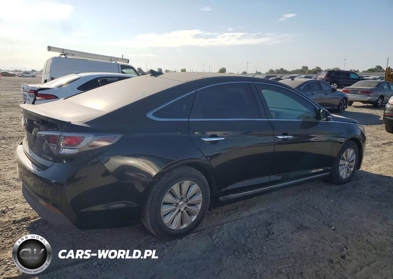 2016 Hyundai Sonata Hybrid Se VIN:KMHE24L16GA013427 - 3