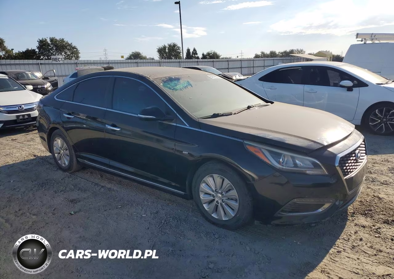 2016 Hyundai Sonata Hybrid Se VIN:KMHE24L16GA013427 - 4