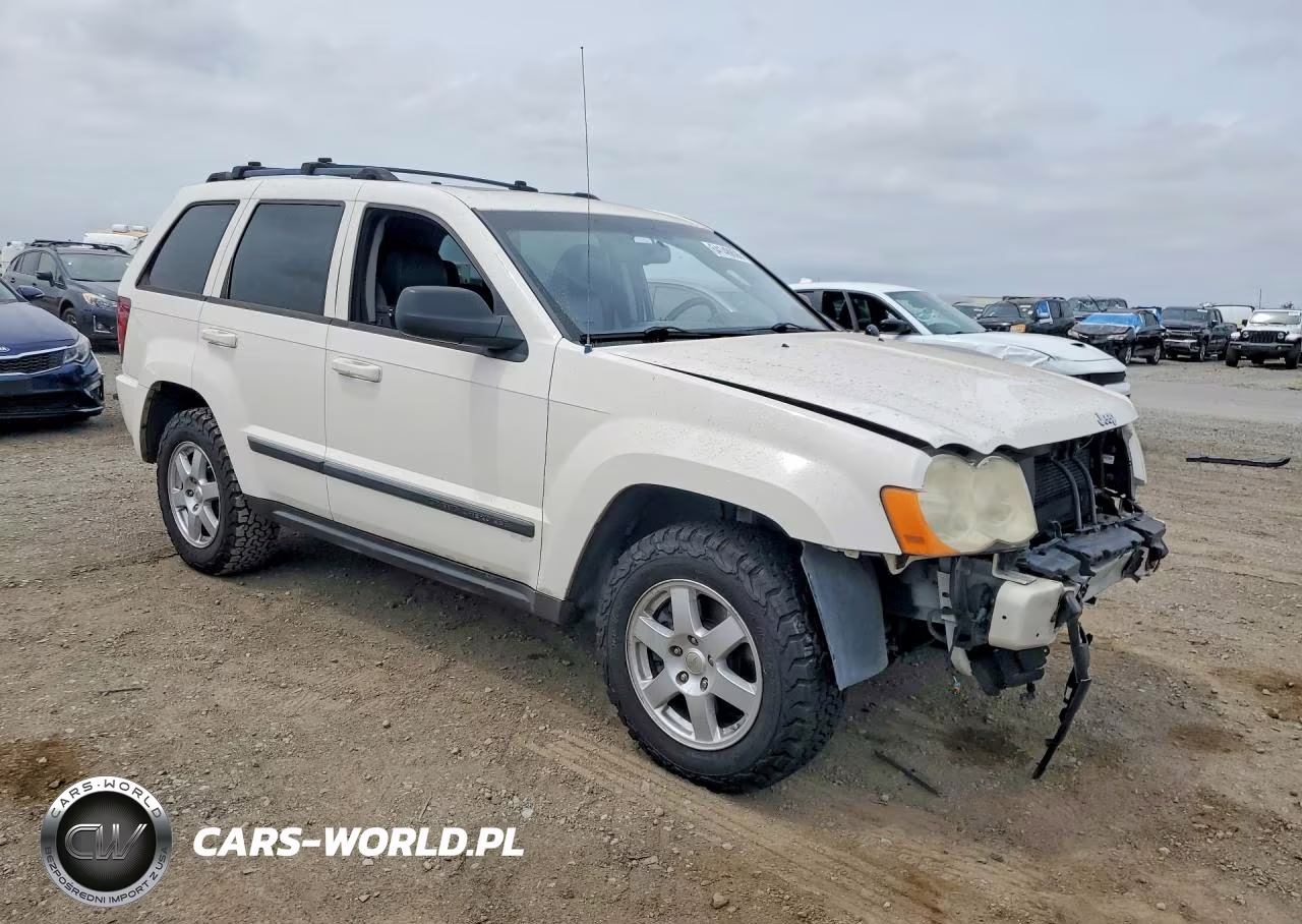 2008 Jeep Grand Cherokee Laredo VIN:1J8GR48K18C160859 - 4